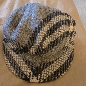 Burberry Fashion Cap Sz. M. EUC